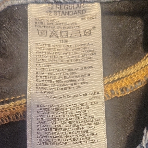 Old Navy Ballerina Kids Skinny Jeabs - Picture 6 of 6